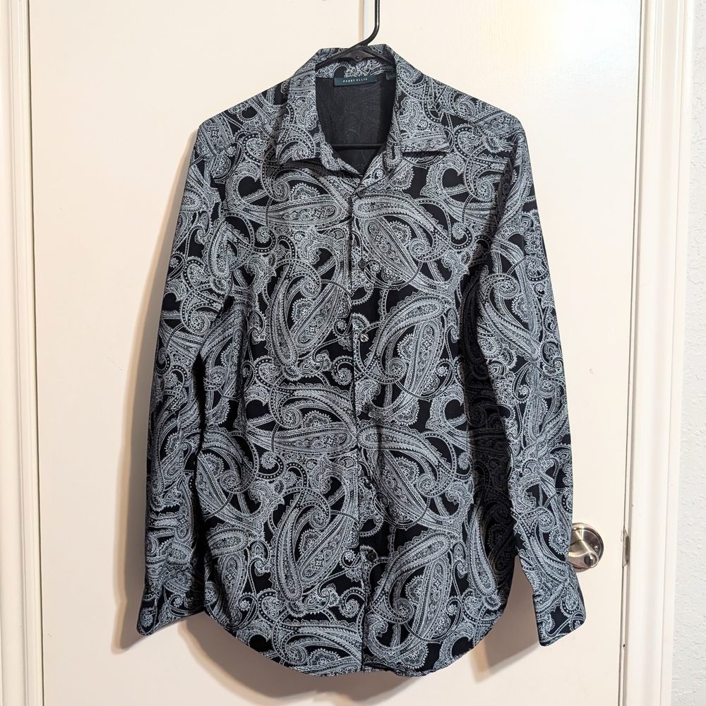 Perry Ellis Men's Black & White Paisley Button Down - 100% Cotton - Size M